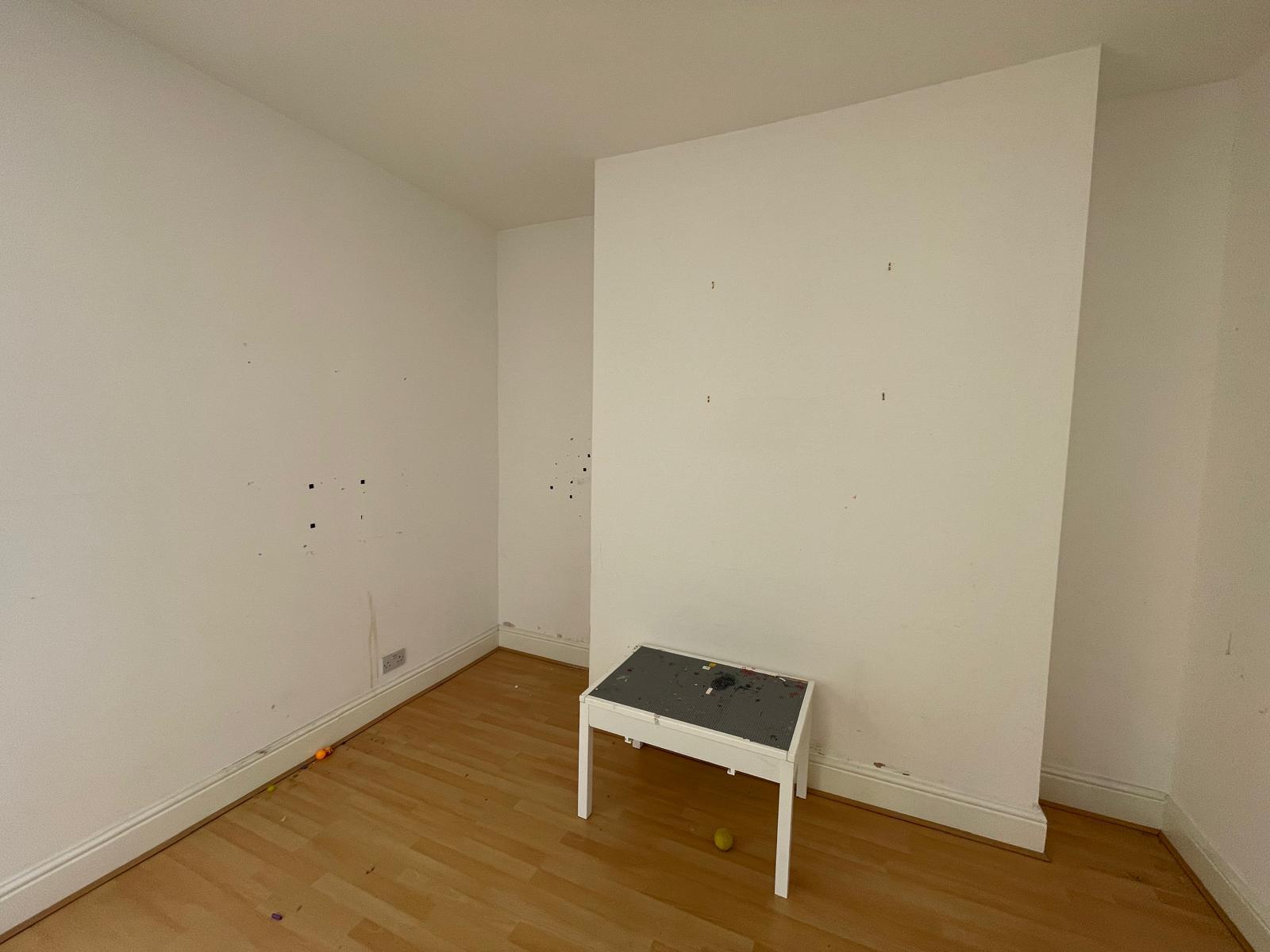 WhatsApp Image 2025-03-18 at 23.41.03_54c8c724